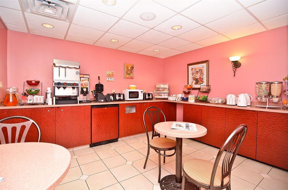 Best Western On The Avenue Buffalo Restaurang bild