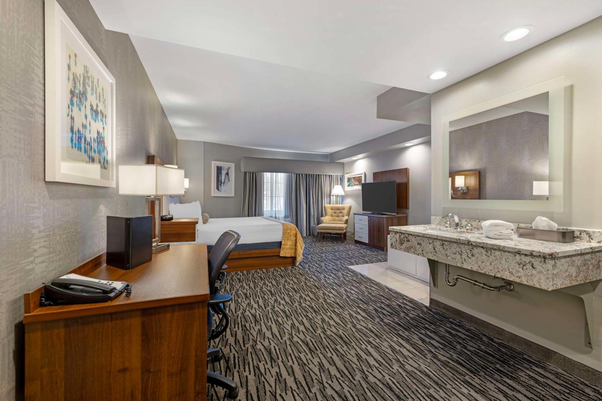 Best Western On The Avenue Buffalo Exteriör bild